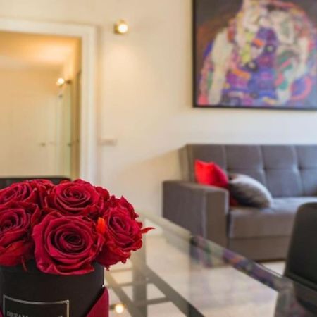 Borgo Charme Elegante E Unico. Dimora Da Sogno Apartment Rome Luaran gambar
